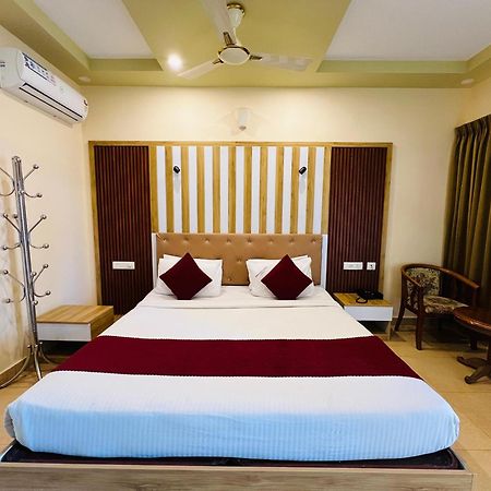 Karapuzha Village Resort Ваянад Екстериор снимка