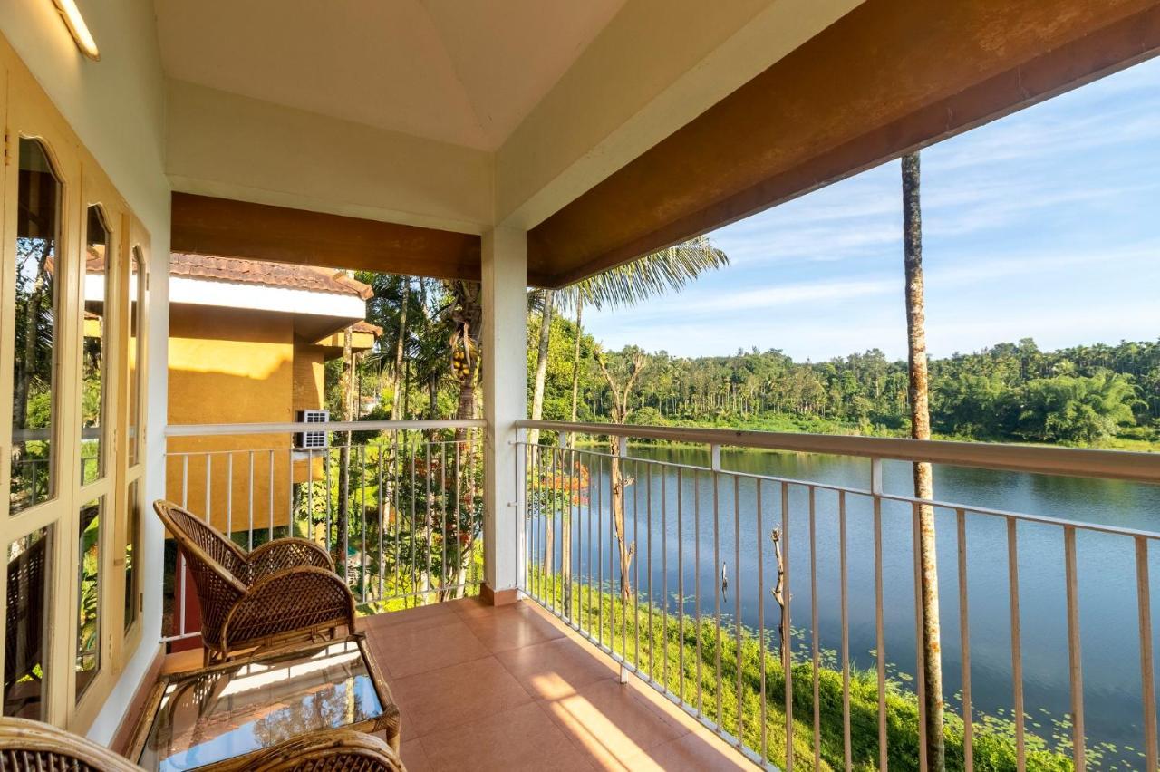 Karapuzha Village Resort Ваянад Екстериор снимка